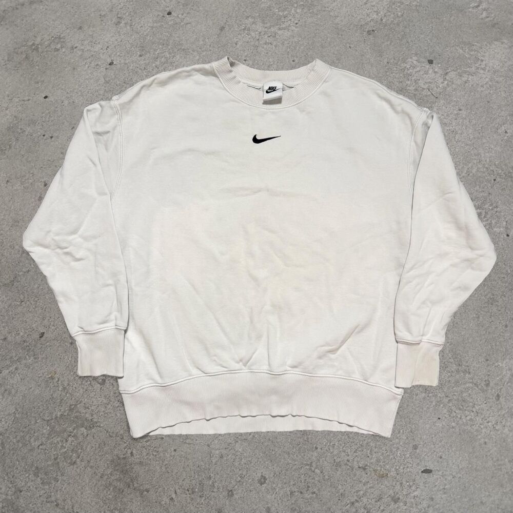 Women’s Nike Center Swoosh Crewneck Size Small